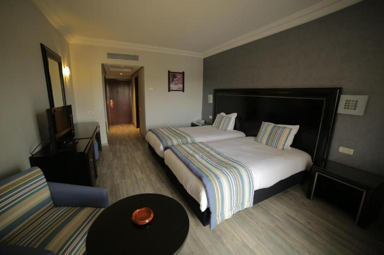Hotel Suisse Casablanca Exterior photo